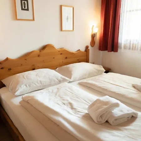 Kanzelhoehe Gerlitzen Hotel Treffen